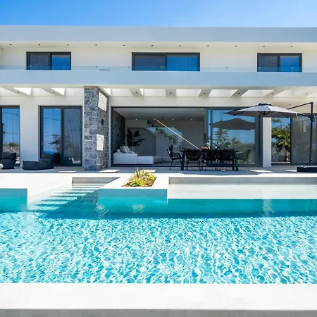 Villa Aethra By Checkin Anissaras